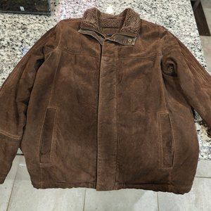 Denver Hayes 100% Leather (outside) jacket (Suede). Size Small GUC